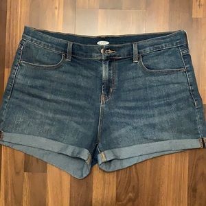 Old Navy Shorts Size 14
